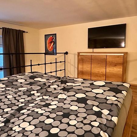 Ultra Modern Home Budapest Bagian luar foto